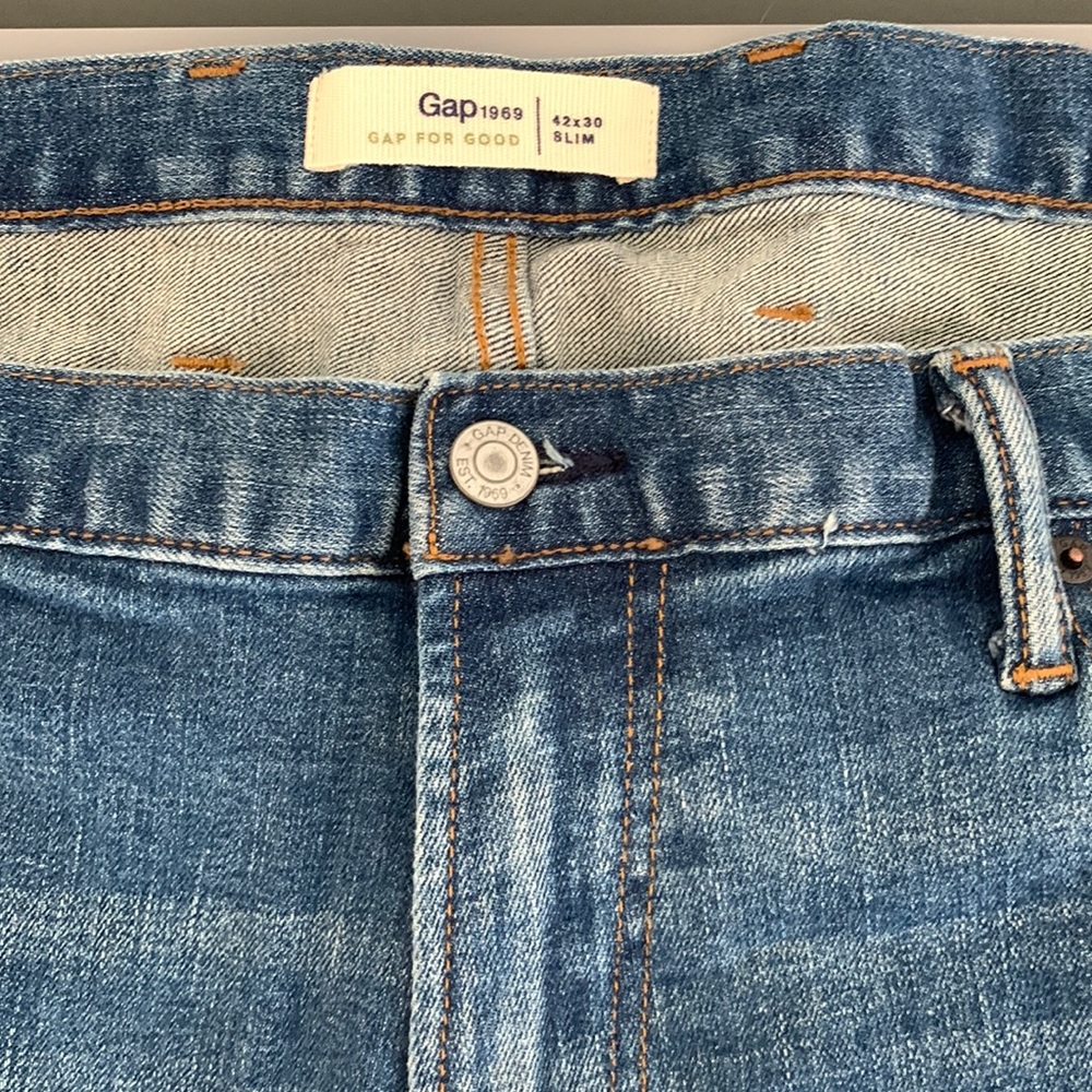 Gap Slim Fit Jeans Size 42x30 Like New